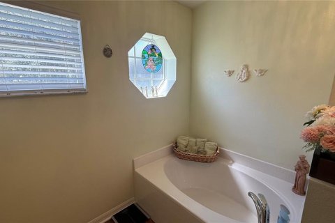 Villa ou maison à vendre à Ocala, Floride: 4 chambres, 174.1 m2 № 2405611 - photo 12