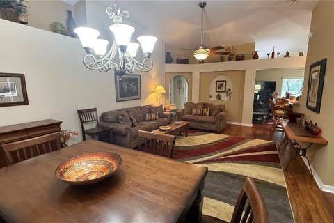 Villa ou maison à vendre à Ocala, Floride: 4 chambres, 174.1 m2 № 2405611 - photo 4