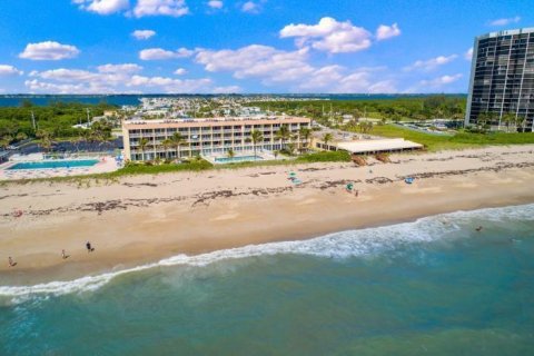 Condominio en venta en Jensen Beach, Florida, 1 dormitorio, 57.97 m2 № 2078322 - foto 18