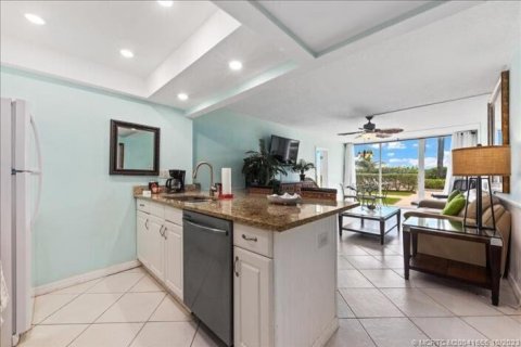 Condominio en venta en Jensen Beach, Florida, 1 dormitorio, 57.97 m2 № 2078322 - foto 9