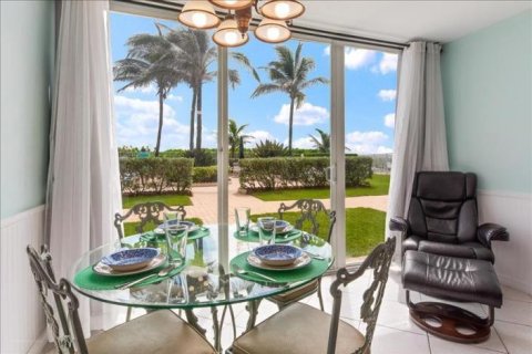 Condominio en venta en Jensen Beach, Florida, 1 dormitorio, 57.97 m2 № 2078322 - foto 11