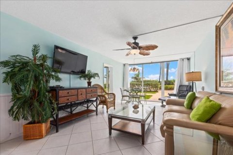Condominio en venta en Jensen Beach, Florida, 1 dormitorio, 57.97 m2 № 2078322 - foto 5