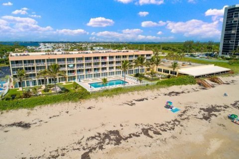 Condominio en venta en Jensen Beach, Florida, 1 dormitorio, 57.97 m2 № 2078322 - foto 17