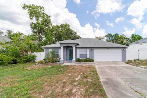 Casa en venta en Deltona, Florida, 3 dormitorios, 134.71 m2 № 1802247 - foto 1