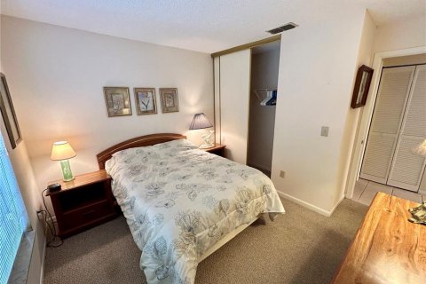 Condo in New Port Richey, Florida, 2 bedrooms  № 1690963 - photo 29