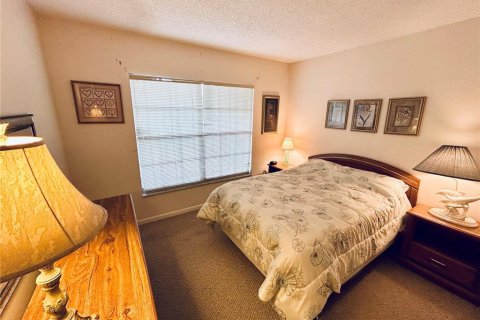 Condo in New Port Richey, Florida, 2 bedrooms  № 1690963 - photo 28