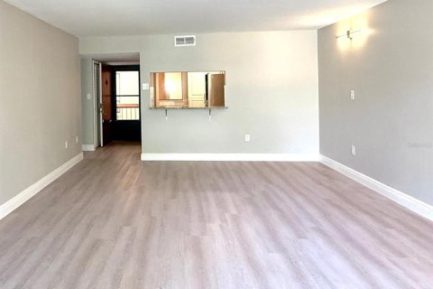 Condominio en venta en Altamonte Springs, Florida, 2 dormitorios, 124.58 m2 № 1912652 - foto 8