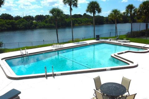 Condominio en venta en Altamonte Springs, Florida, 2 dormitorios, 124.58 m2 № 1912652 - foto 26