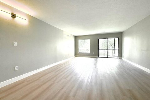 Condominio en venta en Altamonte Springs, Florida, 2 dormitorios, 124.58 m2 № 1912652 - foto 9