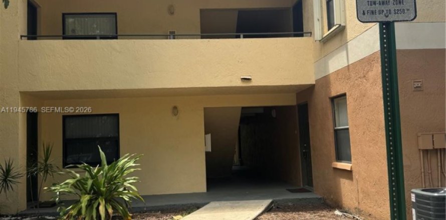 Кондоминиум с 1 спальней в Санрайз, Флорида № 2002530