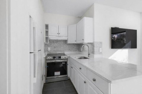 Touwnhouse à louer à West Palm Beach, Floride: 1 chambre, 44.59 m2 № 2295512 - photo 6