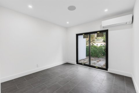 Touwnhouse à louer à West Palm Beach, Floride: 1 chambre, 44.59 m2 № 2295512 - photo 9