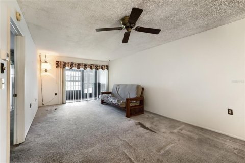 Copropriété à vendre à Port Richey, Floride: 2 chambres, 88.63 m2 № 2237085 - photo 4
