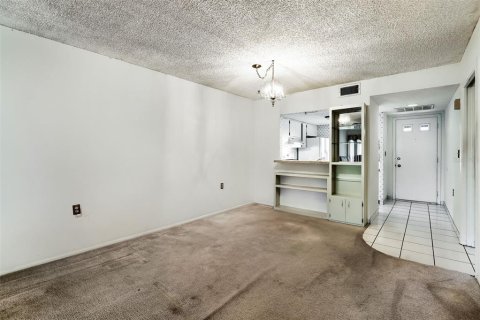 Copropriété à vendre à Port Richey, Floride: 2 chambres, 88.63 m2 № 2237085 - photo 6