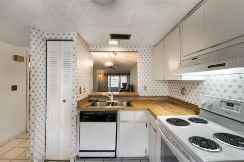 Copropriété à vendre à Port Richey, Floride: 2 chambres, 88.63 m2 № 2237085 - photo 10
