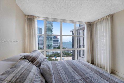 Купить кондоминиум в Майами, Флорида 2 спальни, 126.53м2, № 1896402 - фото 20