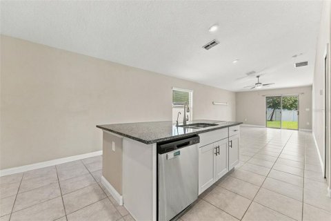 Villa ou maison à louer à Ruskin, Floride: 3 chambres, 134.8 m2 № 2414079 - photo 12