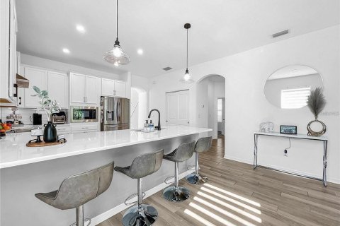 Villa ou maison à vendre à Wesley Chapel, Floride: 4 chambres, 171.59 m2 № 2410356 - photo 7