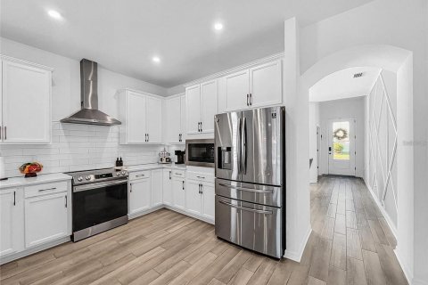 Villa ou maison à vendre à Wesley Chapel, Floride: 4 chambres, 171.59 m2 № 2410356 - photo 8