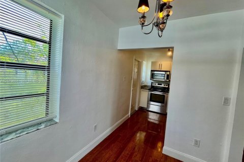 Appartement à louer à Miami, Floride: 2 chambres № 2300478 - photo 10