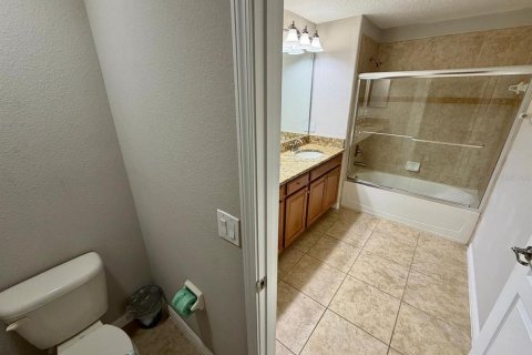 Touwnhouse à louer à Kissimmee, Floride: 5 chambres, 188.03 m2 № 2385676 - photo 24