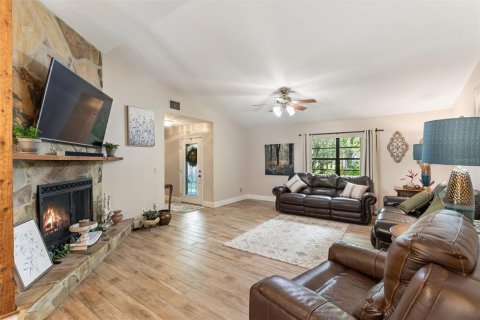 House in Winter Haven, Florida 4 bedrooms, 191.01 sq.m. № 2102668 - photo 30