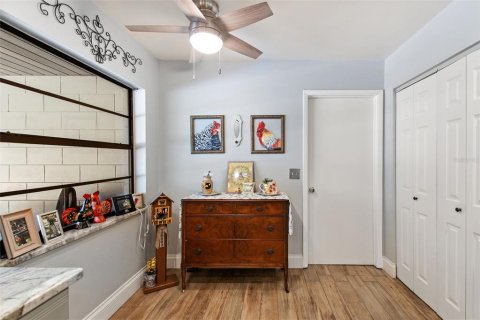 House in Winter Haven, Florida 4 bedrooms, 191.01 sq.m. № 2102668 - photo 23