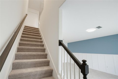 Townhouse in LORRAINE LAKES in Lakewood Ranch, Florida 3 bedrooms, 174.56 sq.m. № 2224588 - photo 14