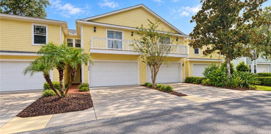 Villa ou maison à Brandon, Floride 3 chambres, 214.6 m2 № 2408035