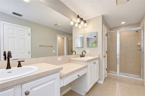 Villa ou maison à vendre à Brandon, Floride: 3 chambres, 214.6 m2 № 2408035 - photo 19