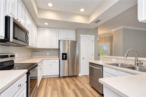 Villa ou maison à vendre à Brandon, Floride: 3 chambres, 214.6 m2 № 2408035 - photo 11