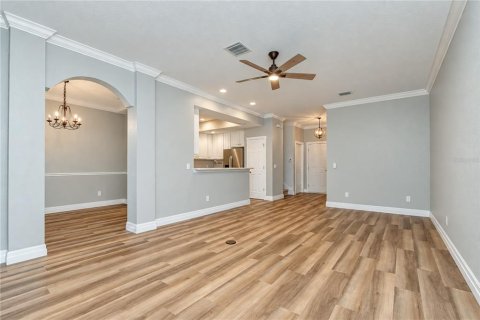 Villa ou maison à vendre à Brandon, Floride: 3 chambres, 214.6 m2 № 2408035 - photo 9