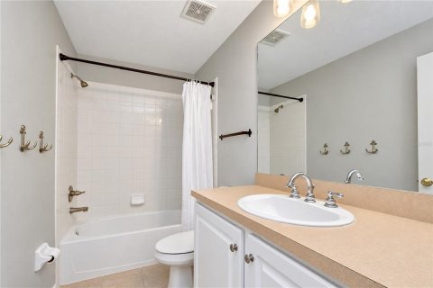 Villa ou maison à vendre à Brandon, Floride: 3 chambres, 214.6 m2 № 2408035 - photo 24