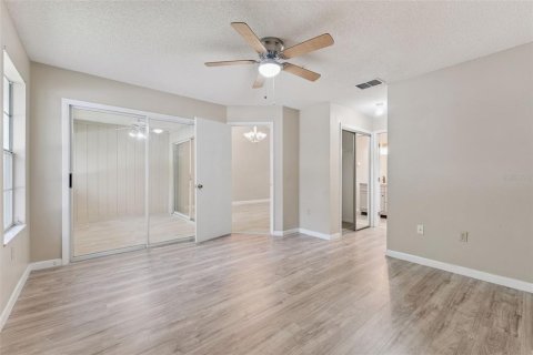 Condo in Altamonte Springs, Florida, 2 bedrooms  № 2117889 - photo 27
