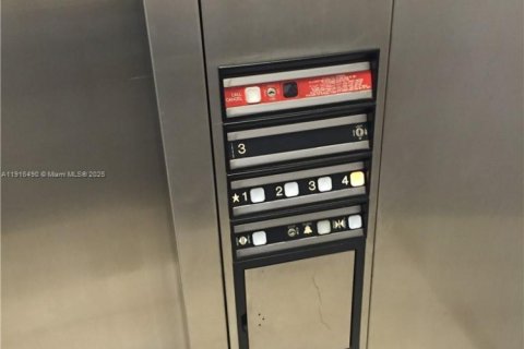 Снять в аренду кондоминиум в Дания-Бич, Флорида 2 спальни, 94.76м2, № 1972712 - фото 4