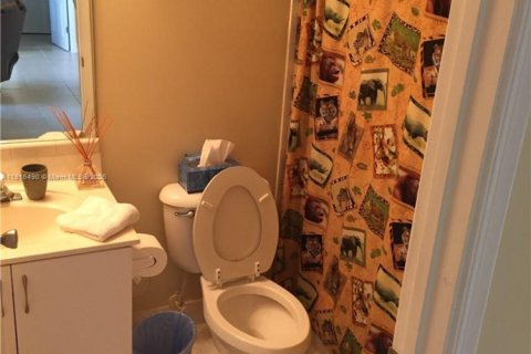 Снять в аренду кондоминиум в Дания-Бич, Флорида 2 спальни, 94.76м2, № 1972712 - фото 15