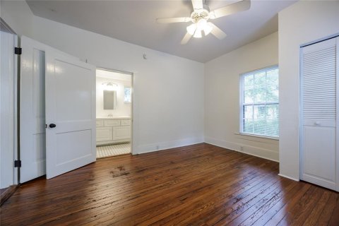House in Gainesville, Florida 4 bedrooms, 125.05 sq.m. № 1898974 - photo 21