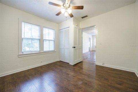 House in Gainesville, Florida 4 bedrooms, 125.05 sq.m. № 1898974 - photo 28