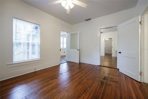 House in Gainesville, Florida 4 bedrooms, 125.05 sq.m. № 1898974 - photo 23