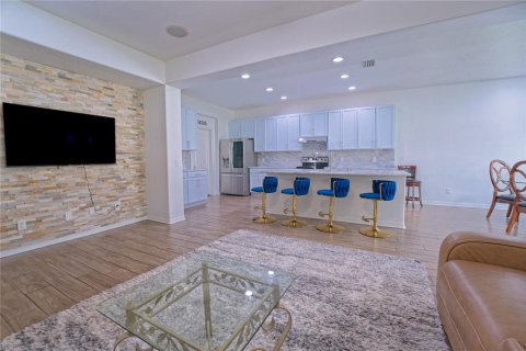 Casa en venta en Riverview, Florida, 4 dormitorios, 289.02 m2 № 1586430 - foto 9
