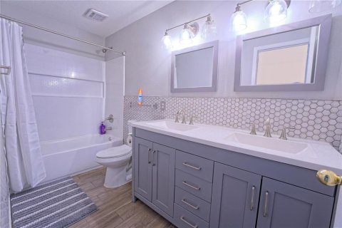 Casa en venta en Riverview, Florida, 4 dormitorios, 289.02 m2 № 1586430 - foto 27