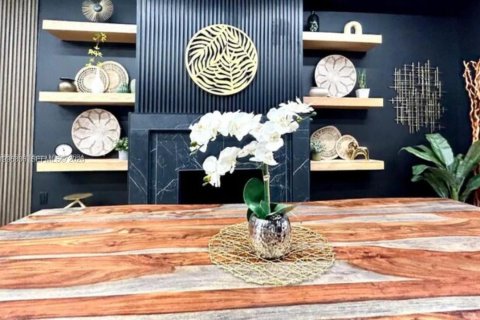 Снять в аренду виллу или дом в Майами, Флорида 4 спальни, 206.71м2, № 2058731 - фото 6