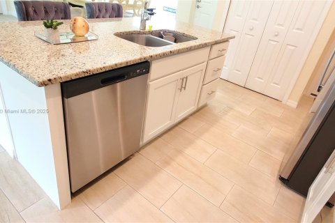 Villa ou maison à vendre à LaBelle, Floride: 3 chambres, 158.4 m2 № 1935078 - photo 8