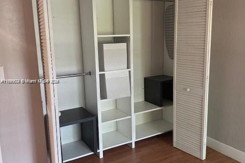 Condominio en alquiler en Hialeah, Florida, 1 dormitorio, 61.32 m2 № 1943430 - foto 5