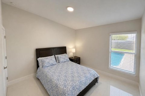 House in Valrico, Florida 4 bedrooms, 215.63 sq.m. № 2095452 - photo 11