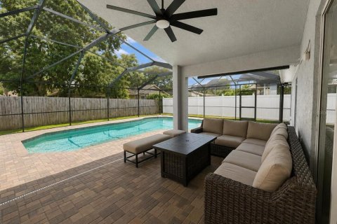 House in Valrico, Florida 4 bedrooms, 215.63 sq.m. № 2095452 - photo 24