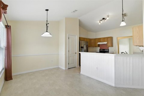 House in Lakeland, Florida 3 bedrooms, 189.06 sq.m. № 1914595 - photo 10