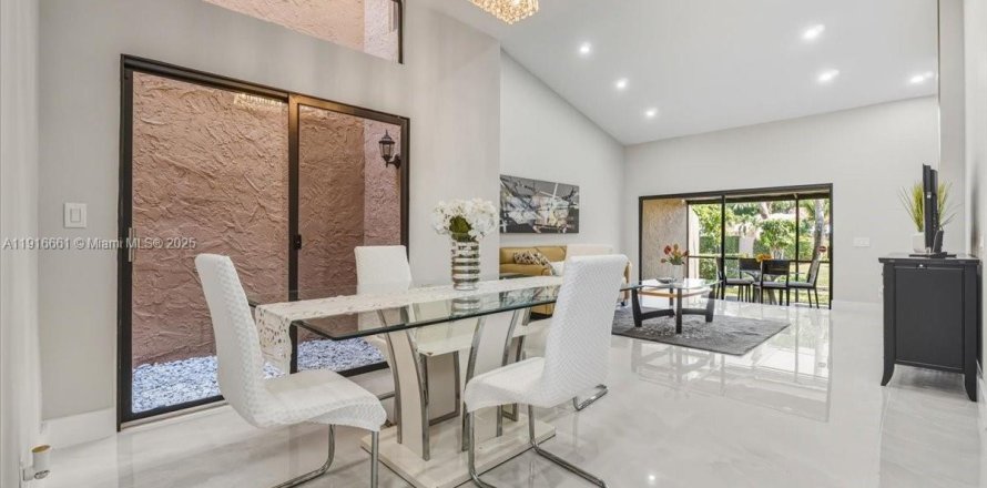 Дом в Бока-Ратон, Флорида 2 спальни № 1973666