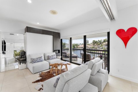 Condo in Highland Beach, Florida, 3 bedrooms  № 2186544 - photo 28