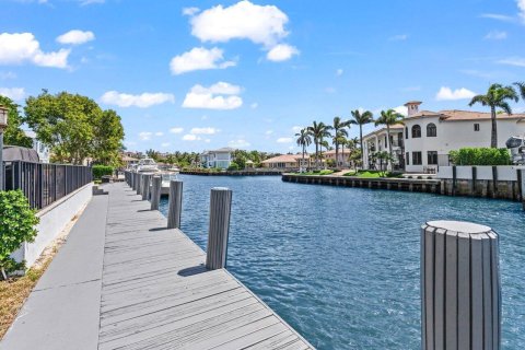 Condo in Highland Beach, Florida, 3 bedrooms  № 2186544 - photo 10